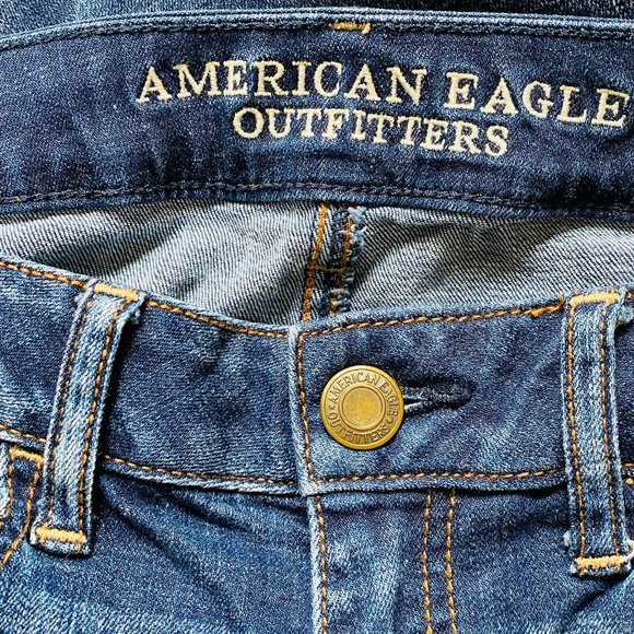 AE American Eagle Womens 6 R Jegging Super Stretch Destroyed Whiskered Jeans - Picture 8 of 9